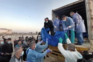 نادي الأسير: الشواهد على جثامين شهداء غزة الذين سلمهم الاحتلال تؤكد إعدامهم بعد اعتقالهم نادي الأسير: الشواهد على جثامين شهداء غزة الذين سلمهم الاحتلال تؤكد إعدامهم بعد اعتقالهم